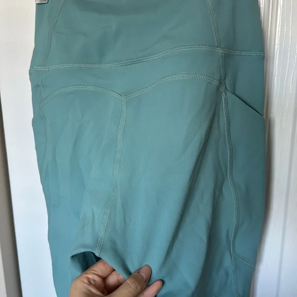 NWT Fabletics sparkly leggings S - Picture 5 of 8